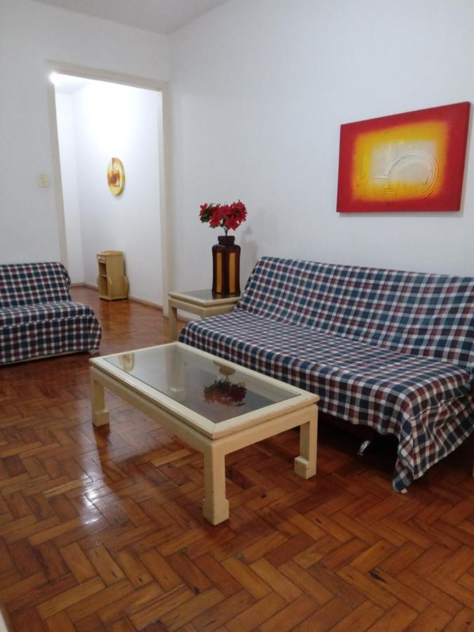 Copacabana Uma Quadra Da Praia Рио-де-Жанейро Экстерьер фото